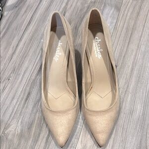 Women's Tan Pumps